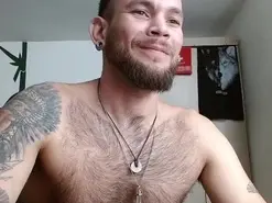 Amateur Free Porn Cam of dominantthewolf