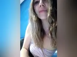Amateur Live Sex Cam of veronica_hot_93