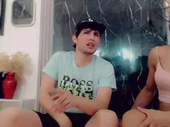 Amateur Live Sex Cam of HilaryRodriguez