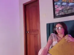 Amateur Best live sex cam show of AlmaStone