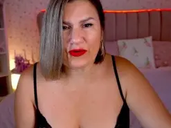 Amateur Nude Webcam of Stifler_Milf_