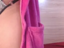 Amateur Adult Webcams of ariilulpmar