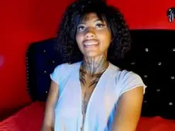 Amateur Free Live Porn of morena_fireVs