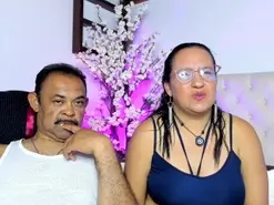 Amateur Watch Live Sex Cams of KateAndJohn