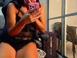 Amateur Live Sex of latin_couple77