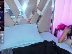 Amateur Live Sex Cam of casey_lorens