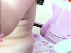 Amateur Live Sex Cam of hot_moon_18