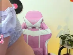 Amateur Watch Live Sex Cams of hot_moon_18