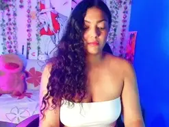Amateur Live Porn of Vicky_Miller_27