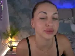 Amateur Sex Cam of KristiiMax