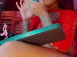 Amateur Free Live Porn of emeli_roushot