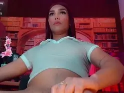 Amateur Live Sex of emeli_roushot
