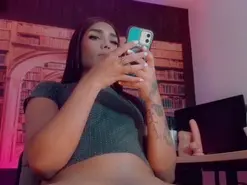 Amateur Free Porn Cam of emeli_roushot