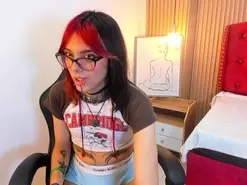 Amateur Free Live Porn of DaniBlossomVS