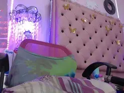 Amateur Live Sex of CharloteNaia