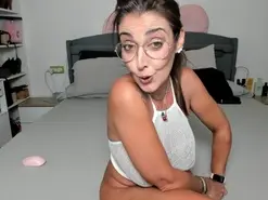 Amateur Adult Video Chat of Elalive69