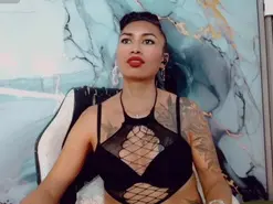 Amateur Free Live Porn of khiara_moretti