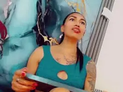 Amateur Free Live Porn of khiara_moretti