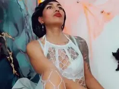 Amateur Free Porn Cam of khiara_moretti