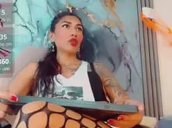 Amateur Sex Chat of khiara_moretti