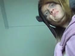 Amateur Live Sex Cam of BellaMystic