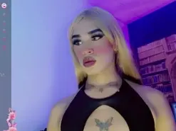 Amateur Live Sex Cam of michell_luxe
