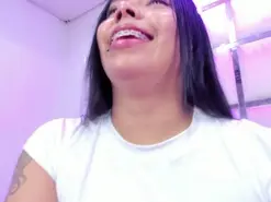 Amateur Free Porn Cam of ZoeSwam