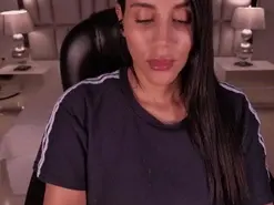 Amateur Live Sex Cam of CharlotteCox