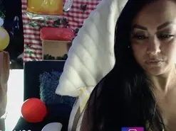 Amateur Live Porn of perla_sharid