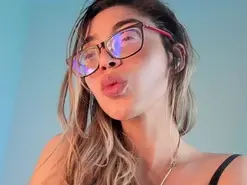 Amateur Live Porn of carol_blonde