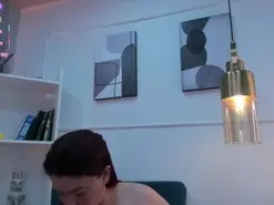Amateur Nude Webcam of MichelleLow