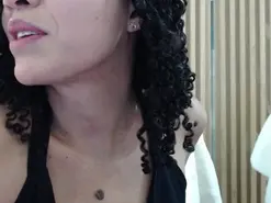 Amateur Live Sex Cam of Jazlin_