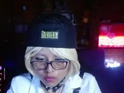 Amateur Live Sex Cam of MidoriQuinn