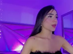 Amateur Live Sex Cam of FaloonRoussel