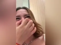 Amateur Live Porn of Allisonfoxxx
