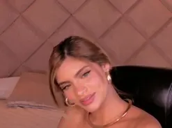 Amateur Watch Live Sex Cams of KyomiVelvet