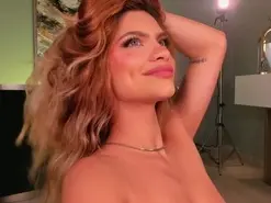 Amateur Nude Webcam of KyomiVelvet