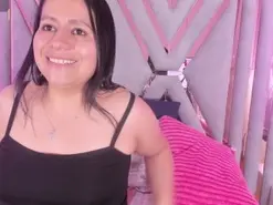 Amateur Free Live Porn of adri_rivera