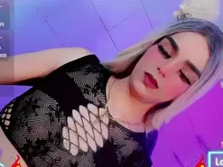Amateur Live Porn of alessa_mullen