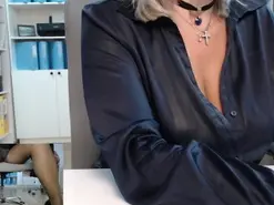 Amateur Live Sex Cam of passionateblond