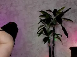 Amateur Live Porn of emma77