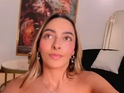 Amateur Live Sex Cam of MelissaMoore