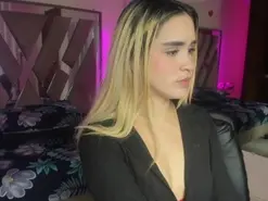 Amateur Nude Webcam of noa_cooper