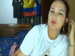 Amateur Sex Chat of Ariel_69