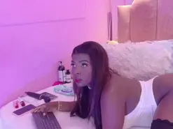Amateur Free Live Porn of LoveQueen2