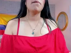 Amateur Adult Webcam of Nohemi_Louse