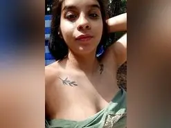 Amateur Adult Video Chat of Mia_2003