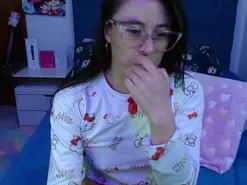 Amateur Live Sex Cam of Anya_RV