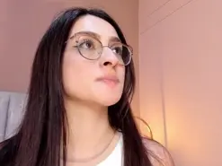 Amateur Adult Video Chat of AndraCyrus