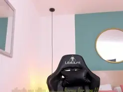 Amateur Free Live Porn of lucy_blue28